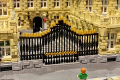 Alfreds Schloss aus LEGO Bausteinen - Eingangstor