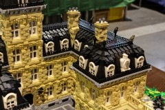 Alfreds Schloss aus LEGO Bausteinen - Seitentrakt