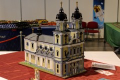 Stiftsbasilika St. Florian aus LEGO Bausteinen - Überblick