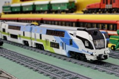 Modell der Westbahn aus LEGO Bausteinen