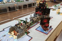 Drachenburg aus Game Of Thrones aus LEGO Bausteinen auf der Bricking Bavaria 2019