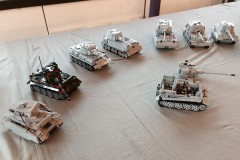 verschiedene Panzer aus LEGO Bausteinen auf der Bricking Bavaria 2019
