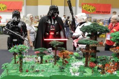 Die Schlacht um Endor aus LEGO-Bausteinen - Besuch von Darth Vader