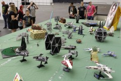 viele Star Wars Modelle aus LEGO-Bausteinen