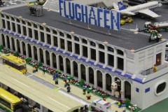 Flughafen aus LEGO-Bausteinen