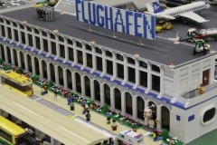 Flughafen aus LEGO Bausteinen