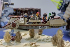Die Grube von Carkoon aus LEGO Bausteinen - Detailaufnahme