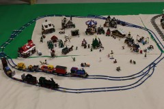 4,5 Volt Eisenbahn aus LEGO-Bausteinen