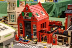 Stadt aus LEGO Bausteinen von Lisi und Max - Stadtszene