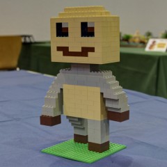 Minecraft Maxifigur aus LEGO Bausteinen