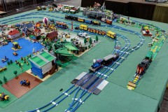 4,5V LEGO Eisenbahn mit Stadt - Überblick