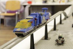 Monorail aus LEGO Bausteinen