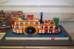 LEGO Raddampfer