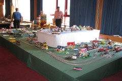 verschiedene Systeme von LEGO Eisenbahnen