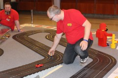 LEGO meets Slotcar - Klubmitglied bei der Arbeit