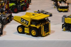 MOC Mining Truck aus LEGO Bausteinen von Designer HAN