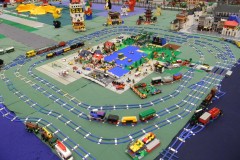 4,5 Volt Eisenbahn aus LEGO-Bausteinen - gesamte Anlage